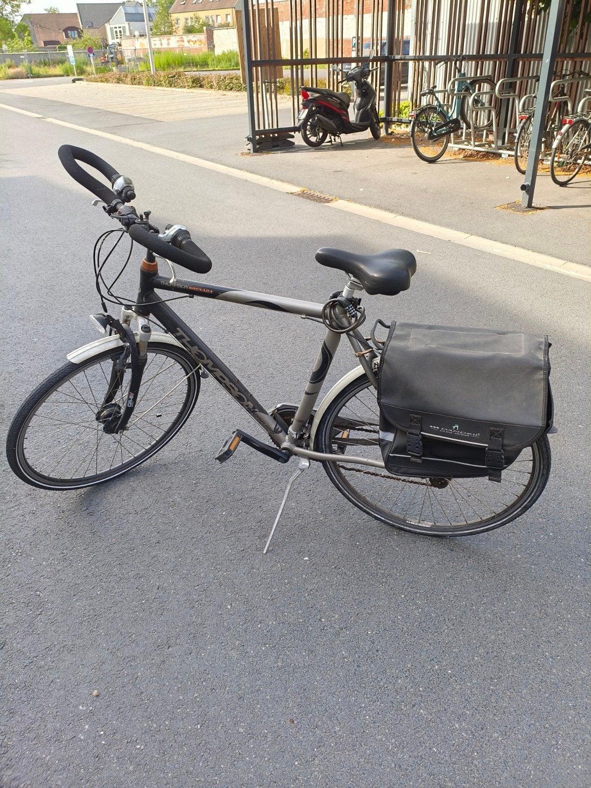 Thompson fiets, Ophalen