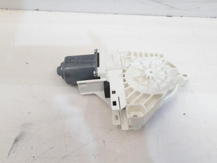 Moteur de vitre portière d'un Audi A4, -, 3 mois de garantie, Audi, Utilisé