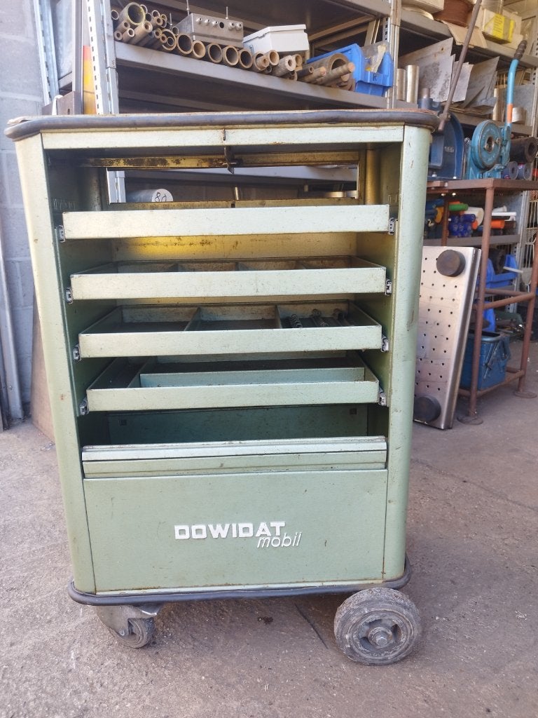 Dowidat Mobil gereedschapswagen - Gedore - 1960, Doe-het-zelf en Bouw, Ophalen, Gebruikt, Dowidat Mobil gereedschapswagen, Geen idee