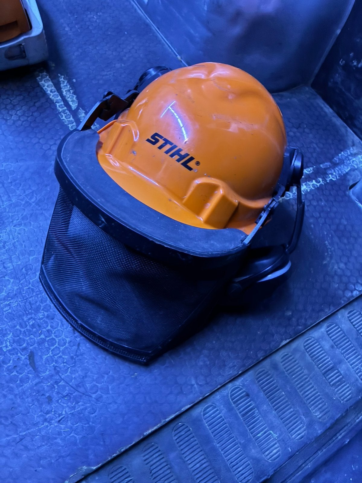 Stihl helm /sproeier te koop, Ophalen, Gebruikt