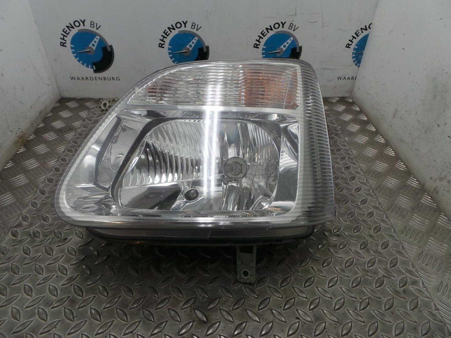 OPEL AGILA 1.0-12V ESSENTIA KOPLAMP L 2006, Autos : Pièces & Accessoires, Éclairage, Utilisé, ARN reconnu, Stiba membre, Reconnu durable