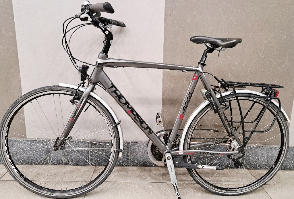 Trekking bike Thompson cadre 60cm XL prix350€048981/3734, Vélos & Vélomoteurs, Autres marques, Vitesses, Frein sur jante, 57 à 61 cm