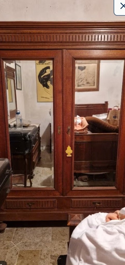 Armoire ancienne style Louis Philippe, Enlèvement