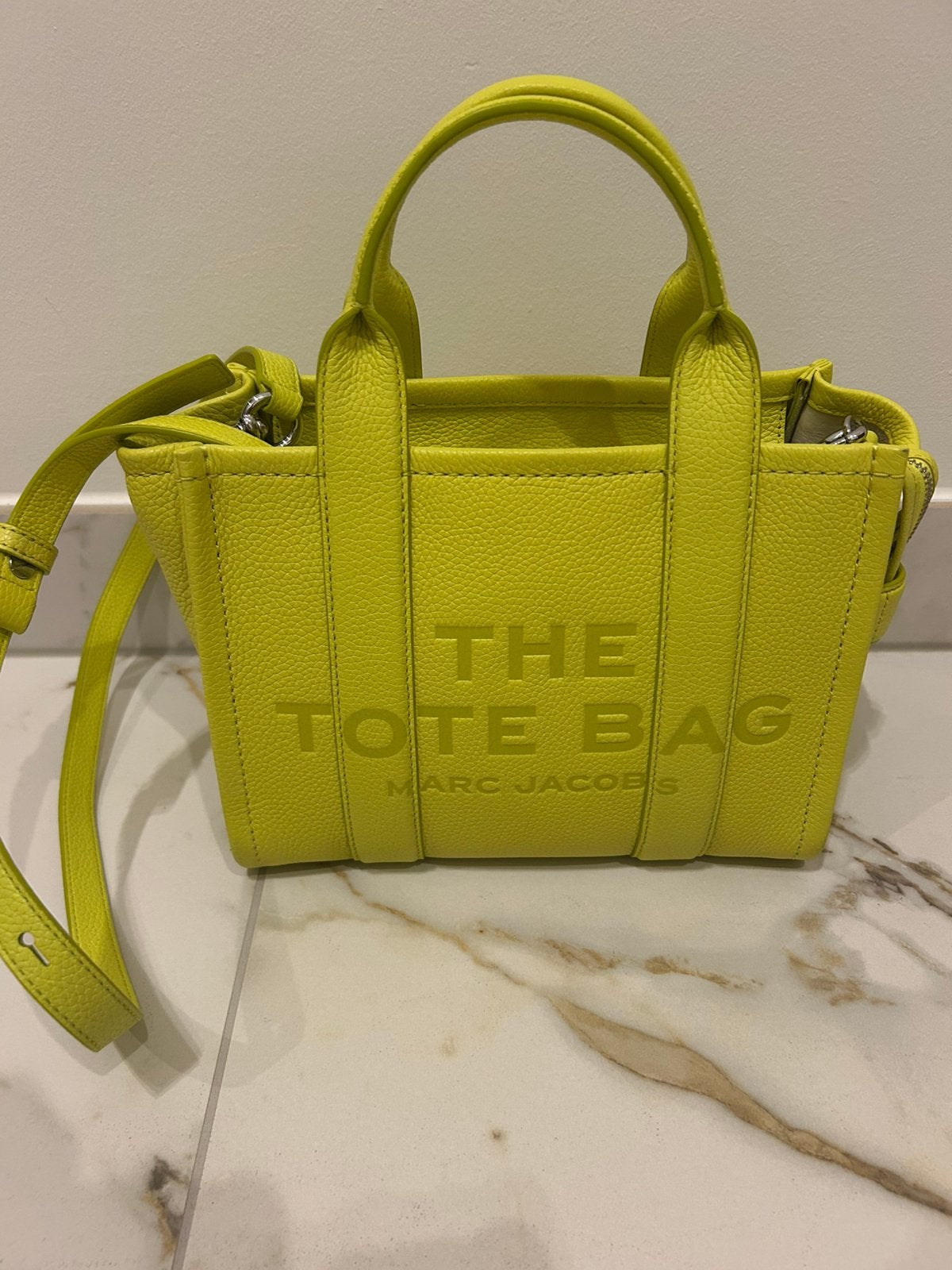 Nieuwe Tote Bag Marc Jacobs, Bijoux, Sacs & Beauté, Sacs | Sacs Femme, Enlèvement, Neuf, Shopper