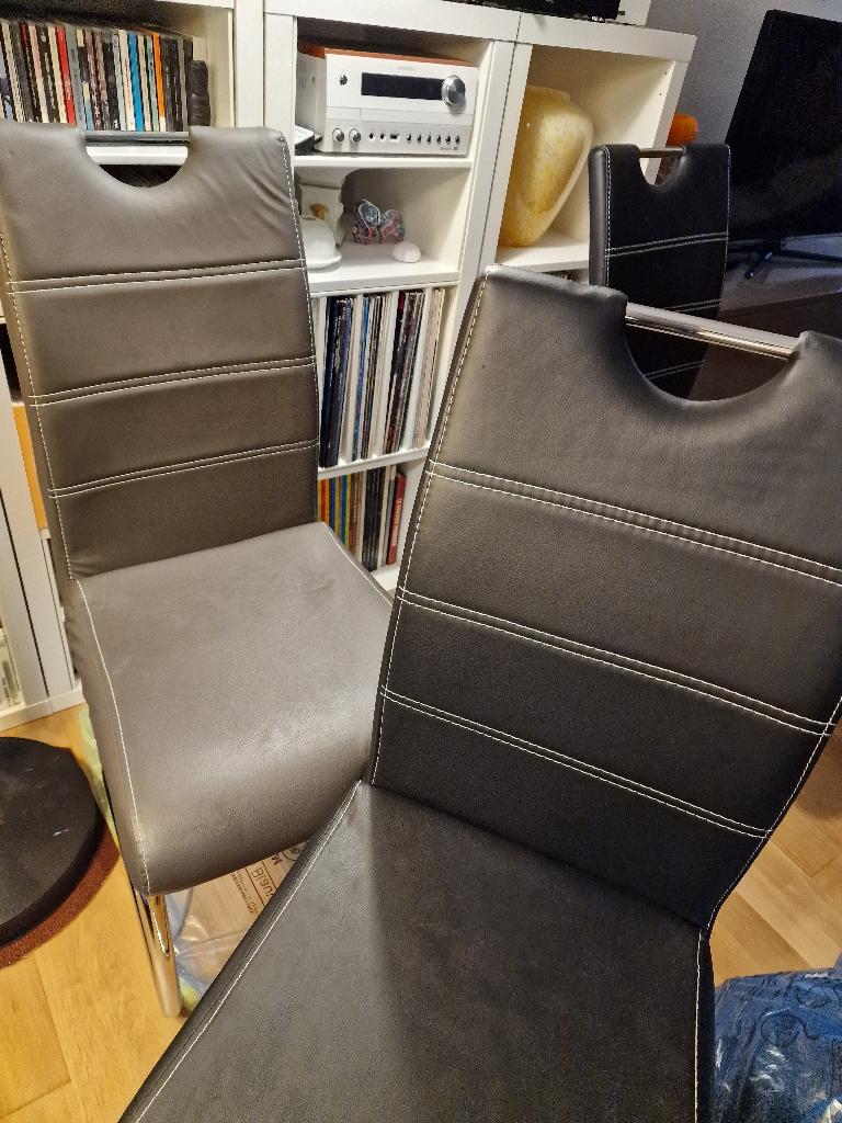 6 chaises salle a manger / cuisine -  3 noires, 3 grises, Enlèvement, Utilisé, Autres matériaux, Cinq, Six Chaises ou plus