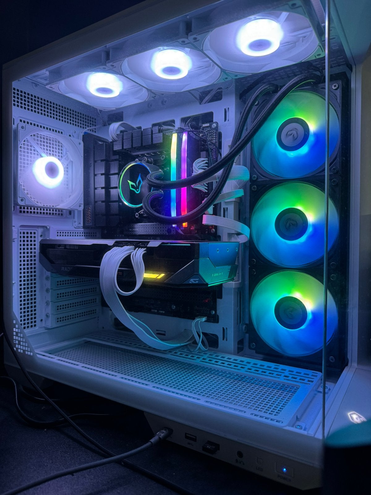 PC Gamer Haut de Gamme - Ryzen 7 9800X3D / RX 9070 XT (neuf), Enlèvement ou Envoi, Comme neuf, Gaming, SSD