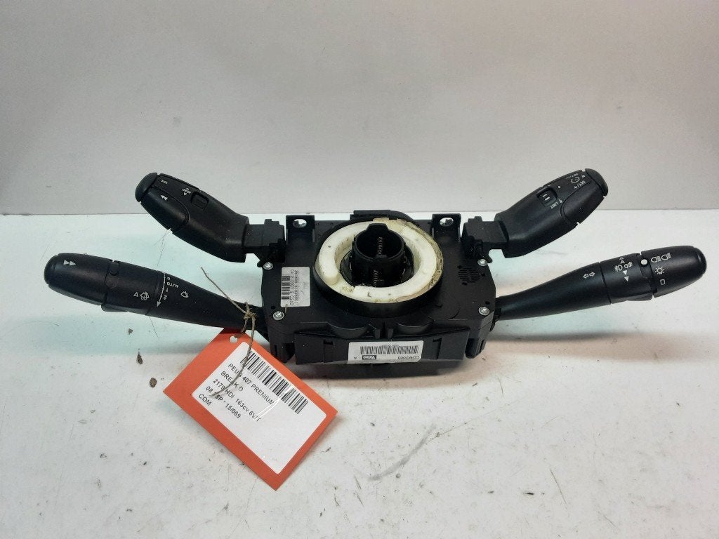 COMMUTATEUR Peugeot 407 SW (6E) (96611305XT), Kontakt-peugeot@peugeot.com, Utilisé, Peugeot Deutschland GmbH, Bahnhofsplatz
65423  Rüsselsheim, DE