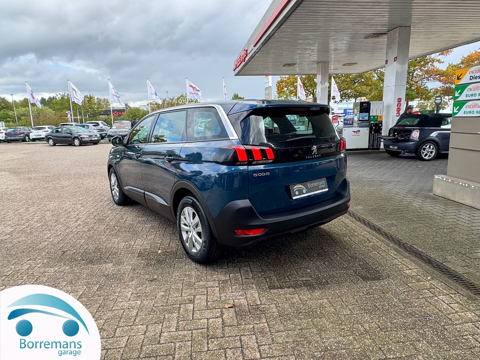 Peugeot 5008 7 plaatsen | Automaat | CarPlay | Camera | Tre, 1199 cc, 149 g/km, 7 zetels, Bedrijf