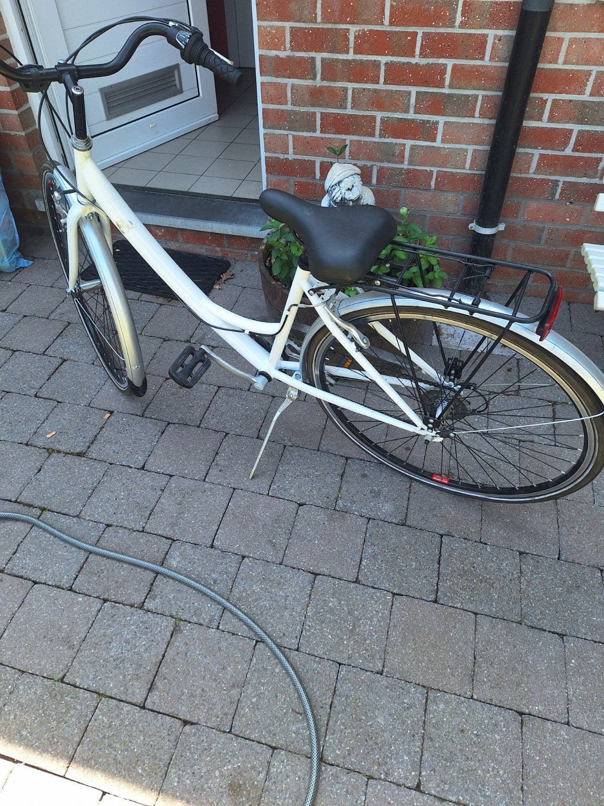 Mooie dames fiets 28 inche, Fietsen en Brommers, Ophalen of Verzenden