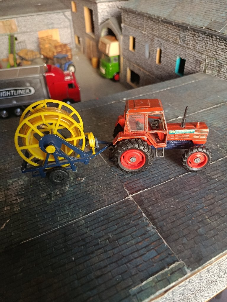Tracteur Same Buffalo + Irrigateur Yaxon de 1977, Hobby & Loisirs créatifs, Enlèvement ou Envoi, Comme neuf, Tracteur et Agriculture