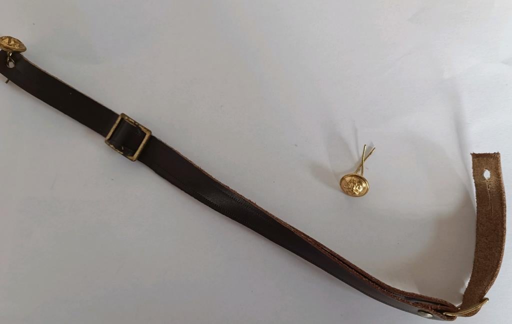 Jugulaire sous-officier de képi, Ophalen