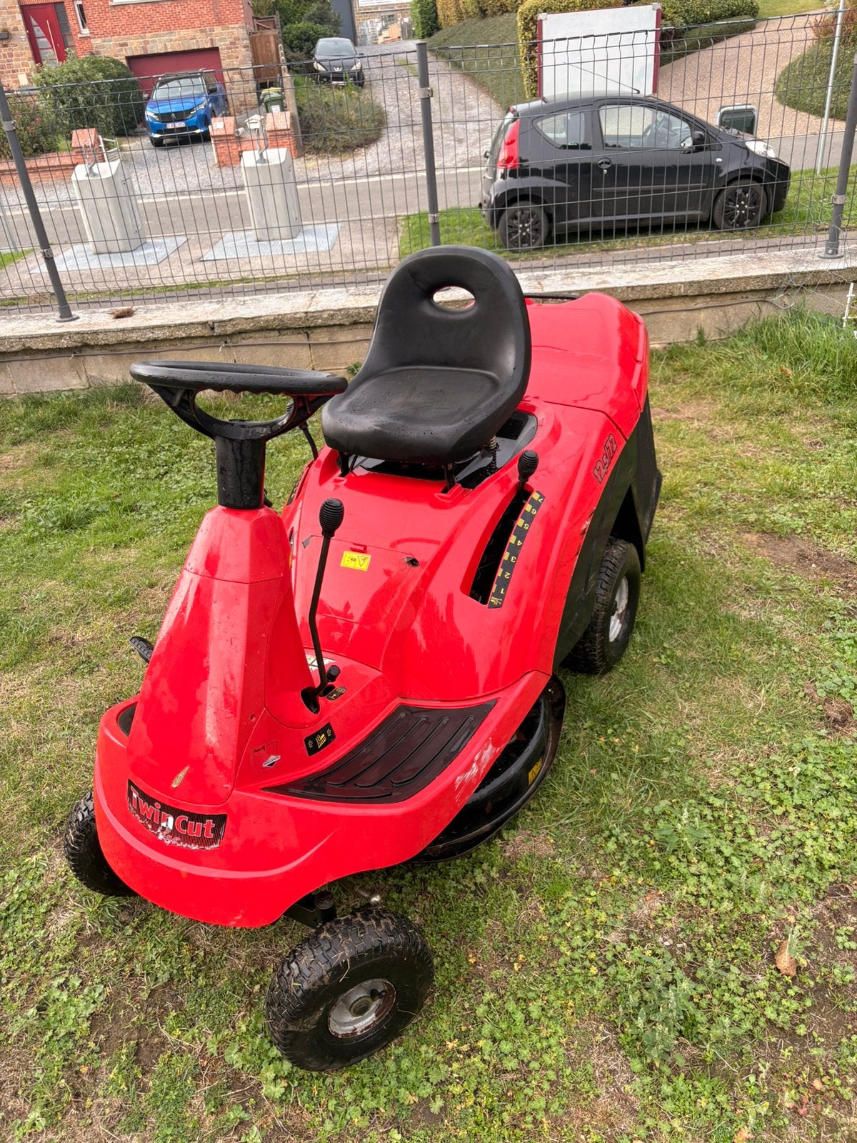 Tracteur tondeuse Twin Cut 12.5/72 avec bac, Enlèvement, Comme neuf, Démarrage électrique, 90 à 120 cm