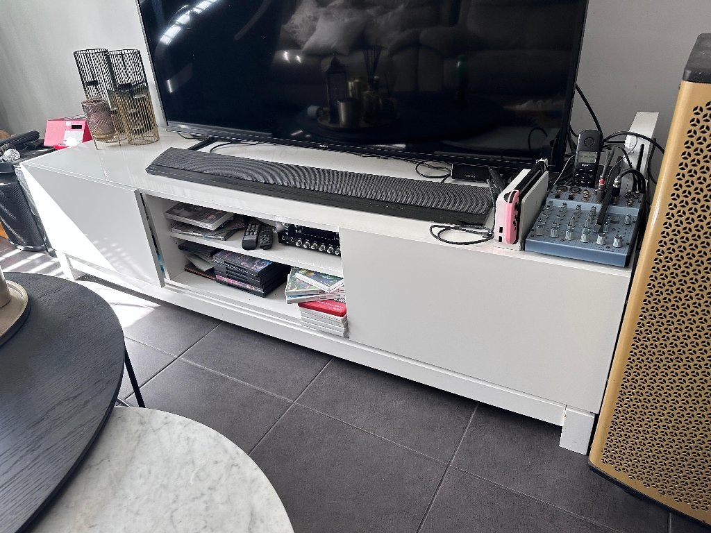 GRATIS : WITTE TV-Meubel, Huis en Inrichting, Ophalen