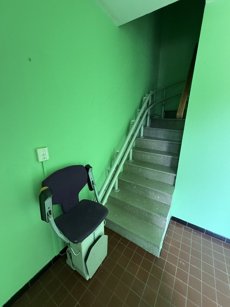 Traplift Otto (GRATIS), Diversen, Ophalen, Gebruikt, Met bocht
