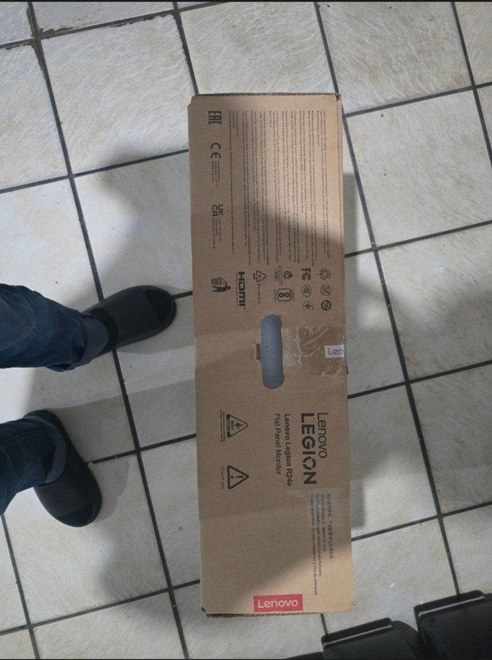 Lenovo legion monitor, Ophalen