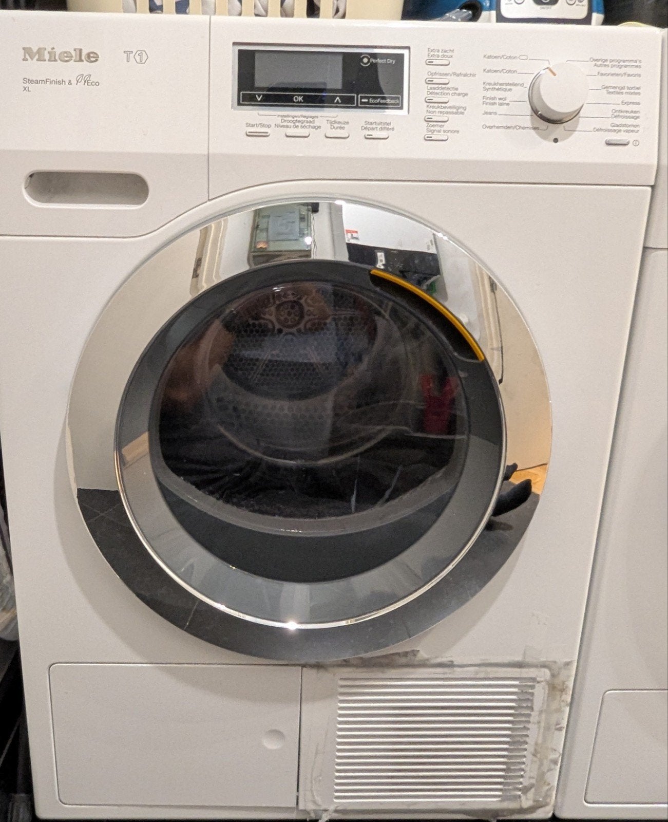 Miele T1 TKR650 - Sèche-linge pompe à chaleur 9 kg, Electroménager, 85 à 90 cm, Phase anti-froissage, Chargeur frontal, Utilisé