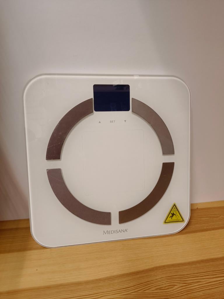 Medisana BS 430 Lichaamsanalyseweegschaal Bluetooth, Elektronische apparatuur, Weegschalen, Personenweegschaal, Ophalen of Verzenden