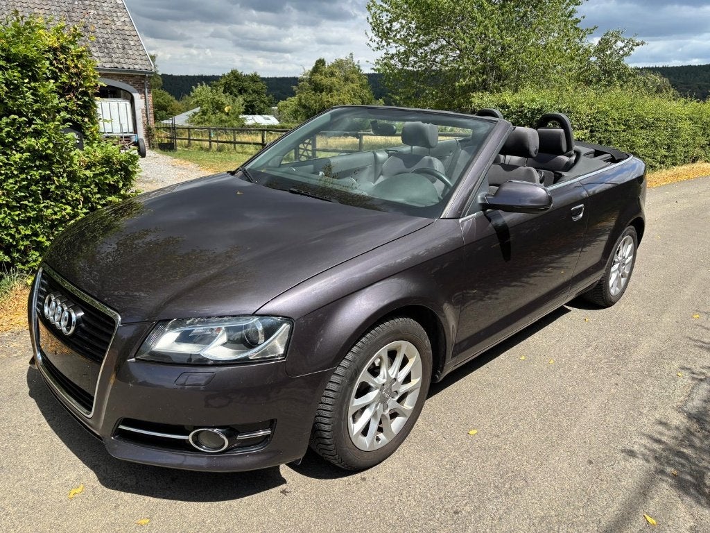 Audi A3 cabriolet 1,6 TDi, attache remorque., Autos, Argent ou Gris, Achat, Cabriolet, Boîte manuelle
