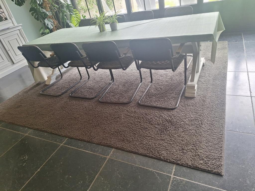 Tapijt., kleur Taupe, zeer groot 3 mtr op 3,4 mtr, Ophalen