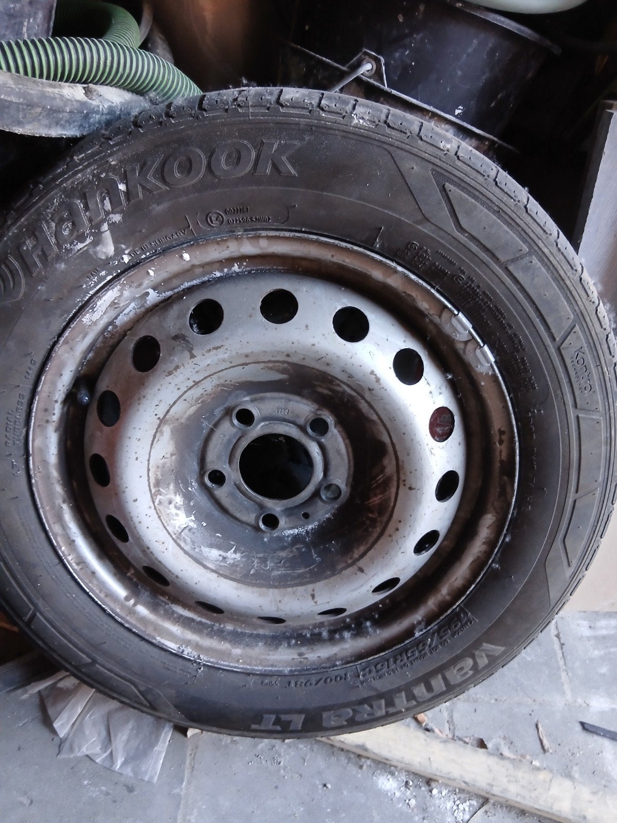 band hankook +gente, Auto diversen, Aanhangwagen-onderdelen, Ophalen
