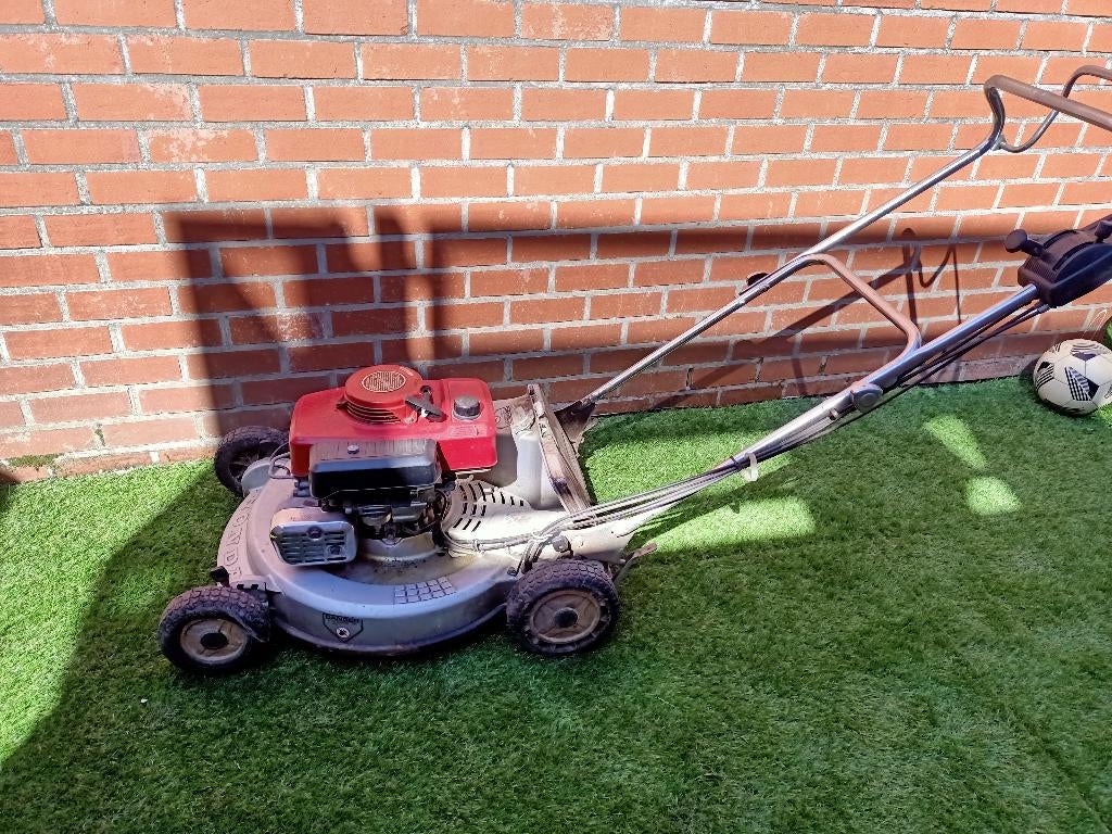 Grasmaaiers voor opmaak, Enlèvement, Utilisé