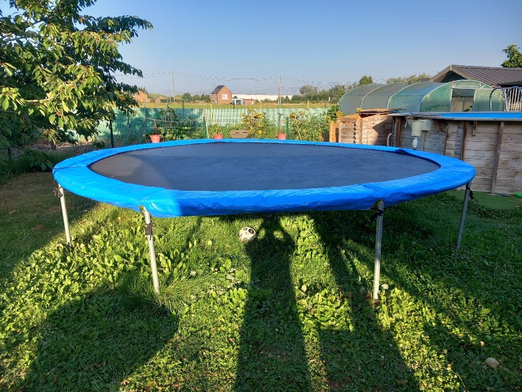 trampoline, Enfants & Bébés, Jouets | Extérieur | Trampolines, Enlèvement, Comme neuf