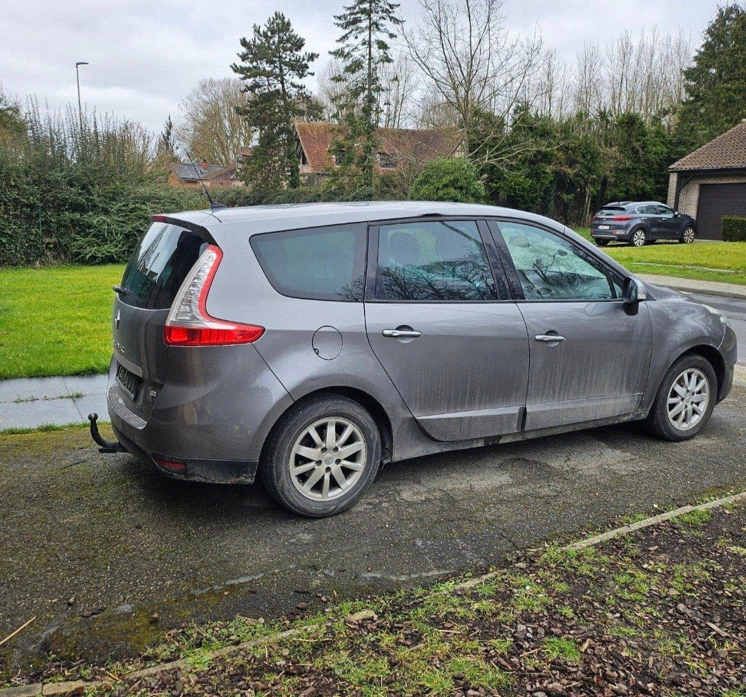 renault grand scenic 3 accidentée., Particulier, Achat