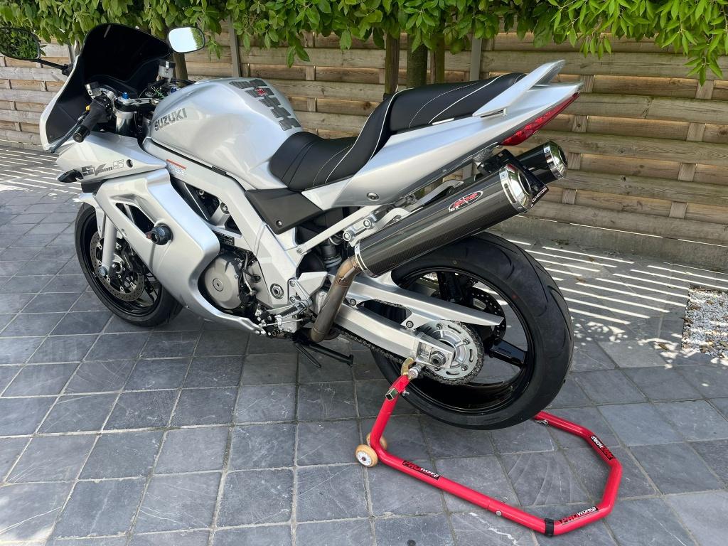 Suzuki SV 1000S **11500KM!!!**zeer mooie staat**v-twin**, Motoren, 2 cilinders, Sportuitlaat, Super Sport, Meer dan 35 kW
