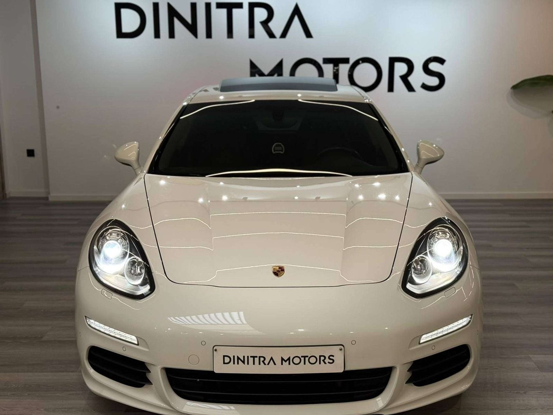 Porsche Panamera S e-Hybrid 3.0i V6 Tiptronic S - 3 JAAR GAR, Auto's, 416 pk, Gebruikt, 2995 cc, Wit