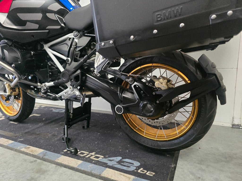 BMW R1250GS ADVENTURE**2024**GARANTIE**@MOTO43 Bavikhove, 2 cilinders, 1254 cc, Meer dan 35 kW, Toermotor