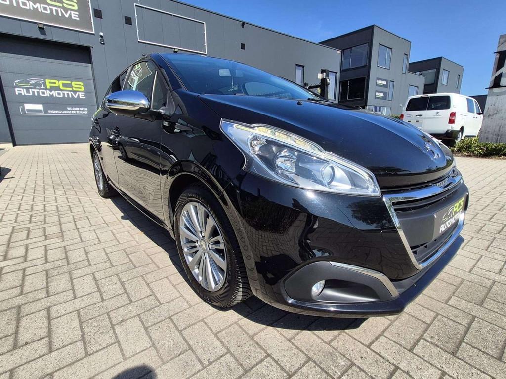 Peugeot 208 1.6 BlueHDi Style / 182.000KM / 2017, Auto's, Euro 6, Parkeersensor, 5 deurs, 1560 cc