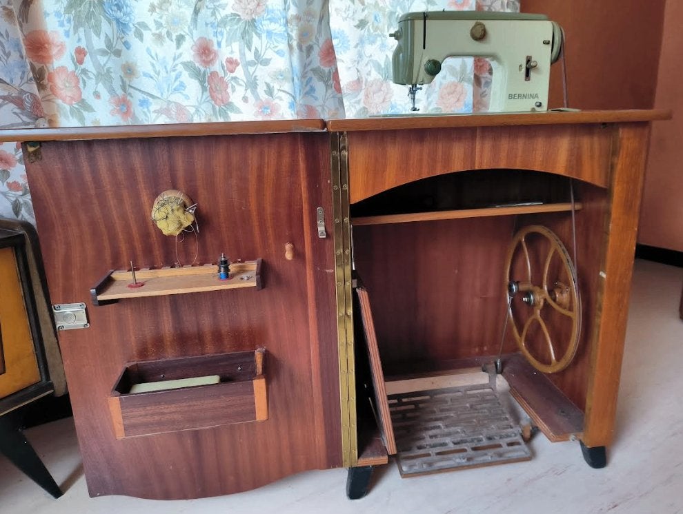 RARE ! Machine à coudre BERNINA. Classe 600/610. Mécanique, Enlèvement, Utilisé