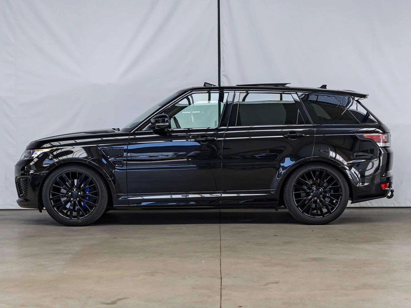 Land Rover Range Rover Sport 5.0i V8 SVR|PANO|HEAD-UP|HEATED, Autos, Cuir, Entreprise, 5000 cm³, 5 portes