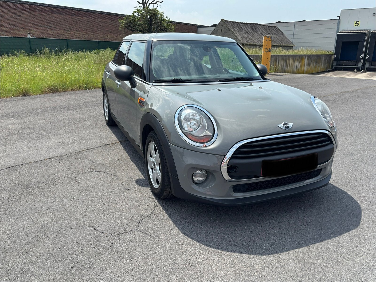 Mini one stonegrey, Auto's, Mini, Voorwielaandrijving, 4 deurs, Stof, Zwart