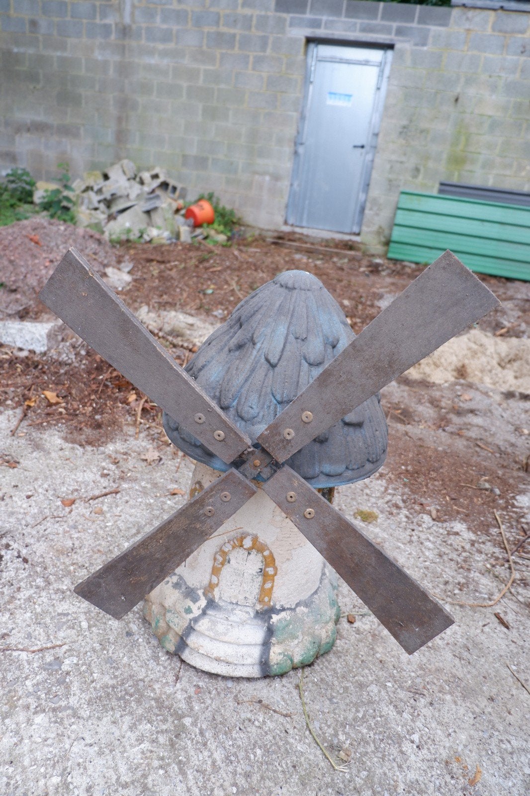 Moulin en beton, Jardin & Terrasse, Enlèvement