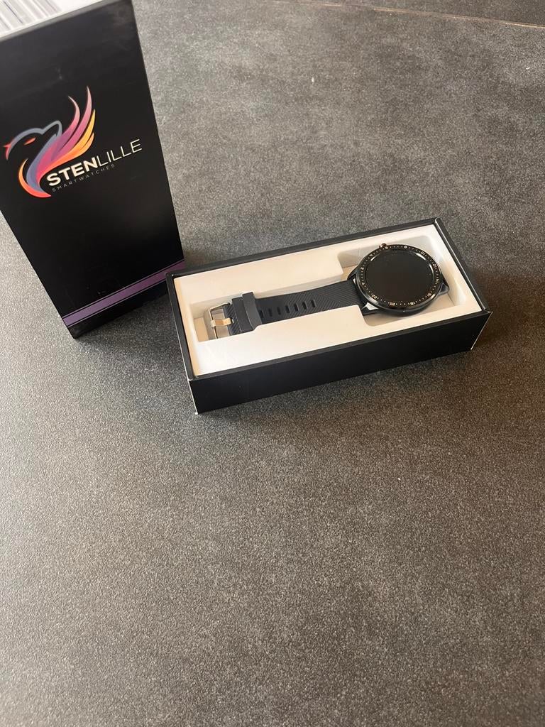 Stenlille Smartwatch Nieuw – Nooit Gebruikt + Doos, Conditie, Zwart, Nieuw, Ophalen of Verzenden