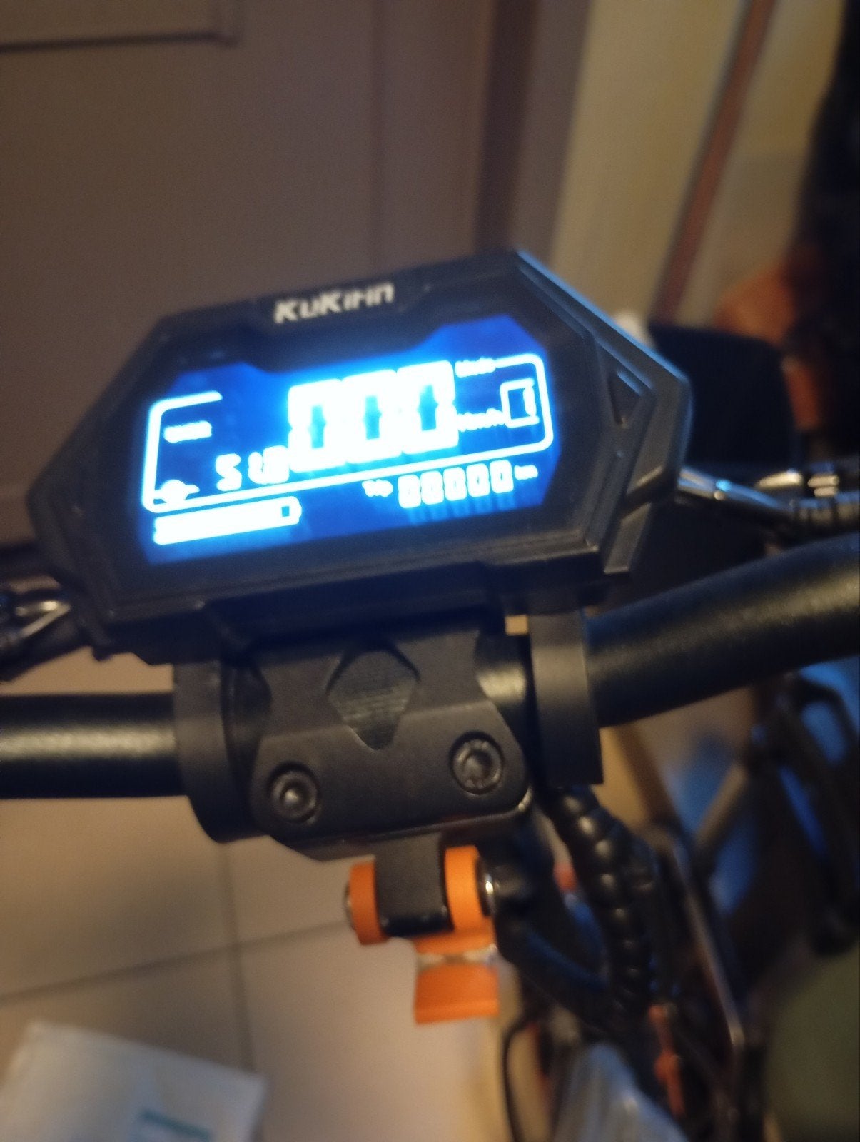 g2 max kukin, Fietsen en Brommers, Steps, Ophalen