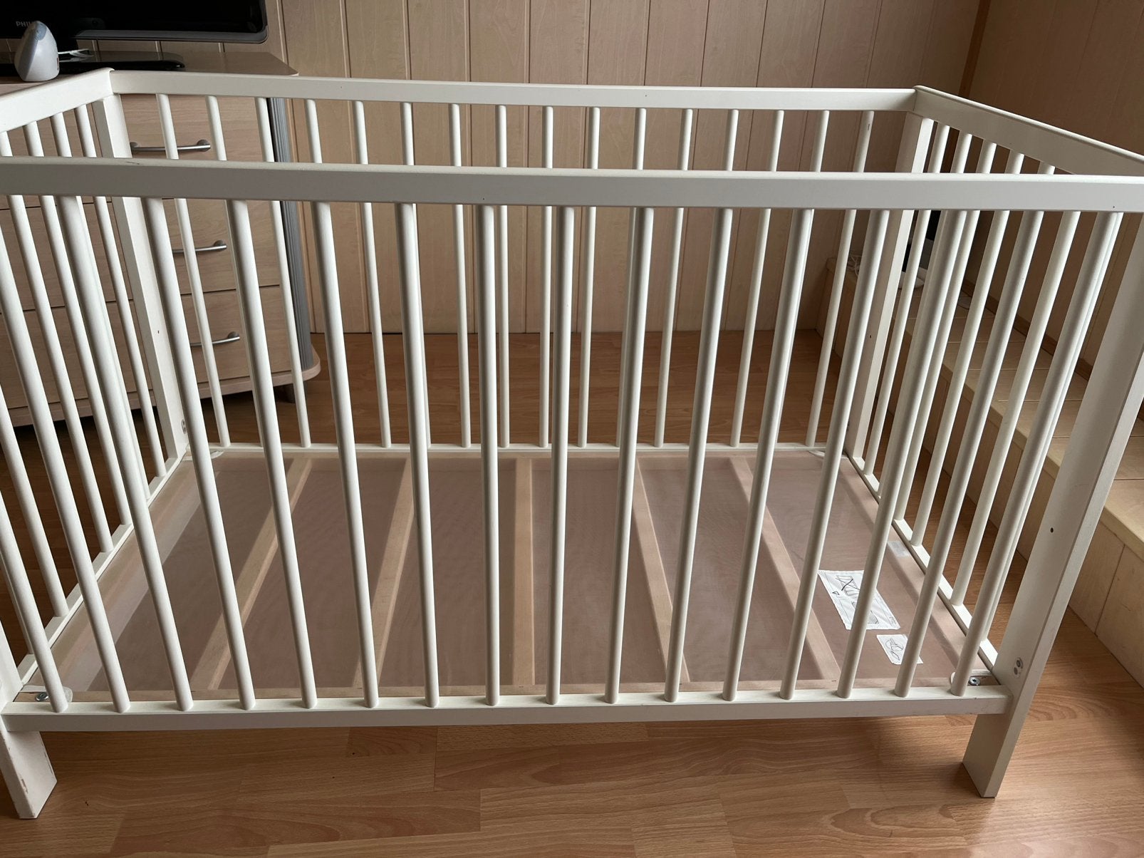 Wit babybedje 120 cm + matras + beschermhoes - als nieuw, Zo goed als nieuw, Minder dan 140 cm, Minder dan 70 cm, Ophalen