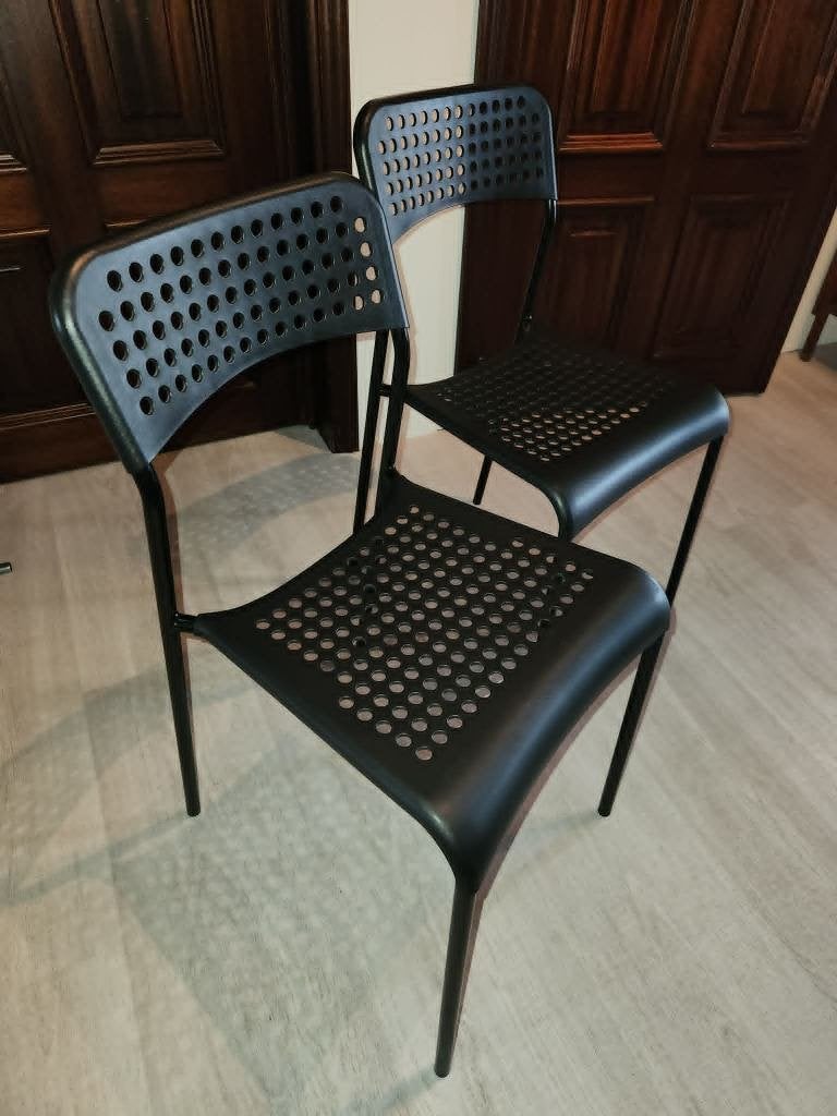 Deux chaises noires IKEA, Maison & Meubles, Chaises, Neuf, SANDSBERG, Enlèvement, Noir