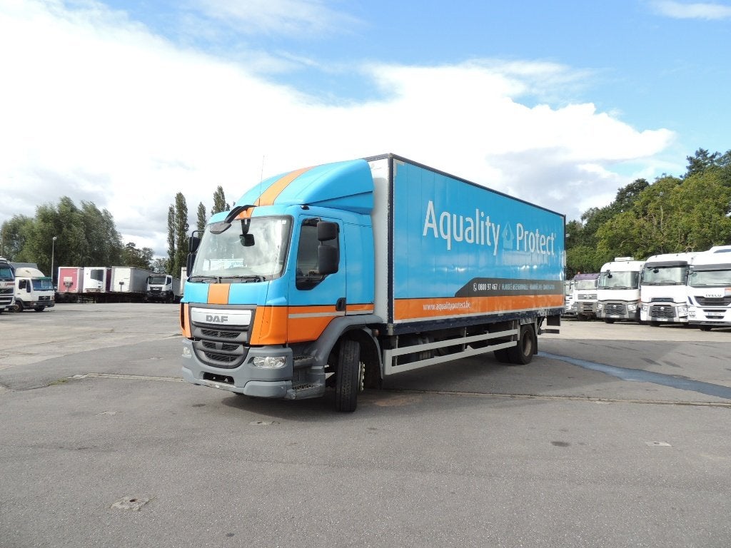 daf lf 250 bakwagen laadklep 2014, Auto's, Automaat, Achterwielaandrijving, Euro 6, Bedrijf