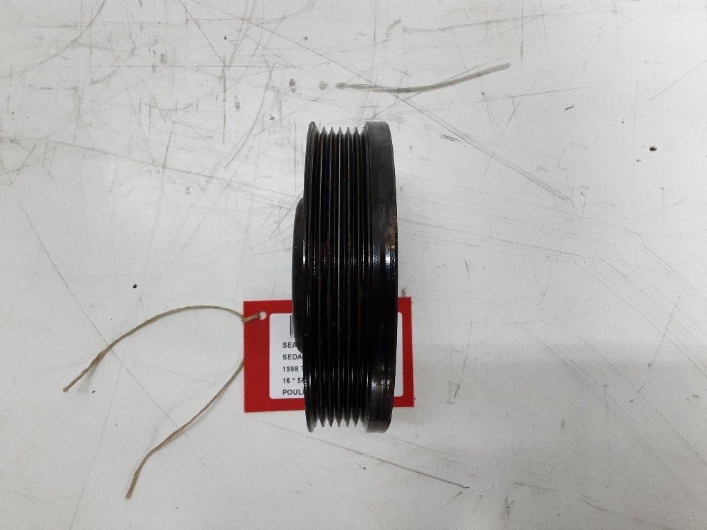 KRUKASPOELIE Seat Leon (5FB) (01-2012/08-2020) (04L105243), Gebruikt, Mevr. I. Hauben, Rue de l'Espoir 34 34
4030  GRIVEGNÉE, BE