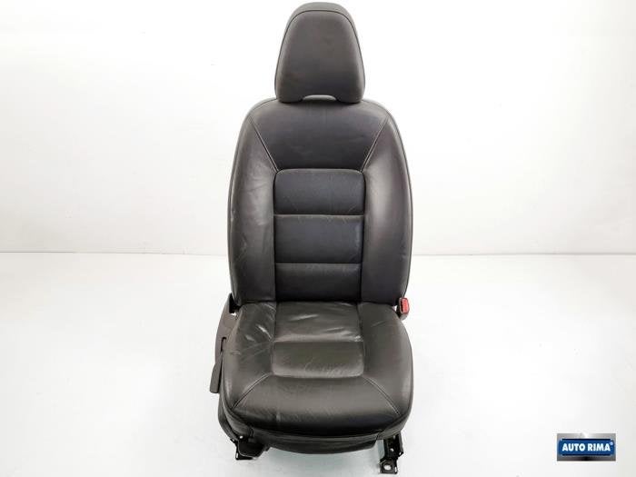 Siège droit d'un Volvo V70, -, 3 mois de garantie, -, -