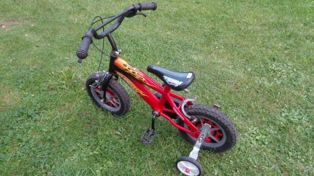 fiets van Hot Wheels 12 inch, Vélos & Vélomoteurs, Frein sur jante, Comme neuf, Enlèvement, 14 pouces ou moins