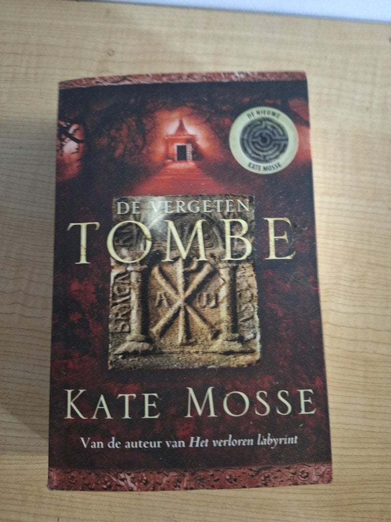 boek de vergeten tombe - Kate Moss, Enlèvement ou Envoi, Comme neuf