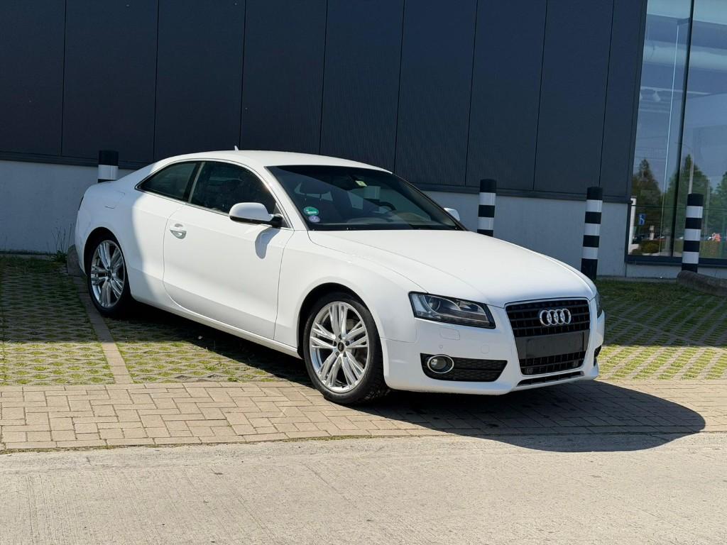 Audi A5 Coupé 1.8 TFSI 118(160) kW(PS) multitronic, Auto's, Parkeersensor, Wit, Leder, Bruin