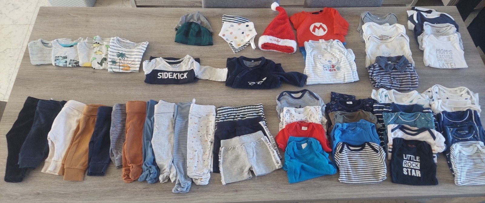pakket babykledij 50-56, Enlèvement