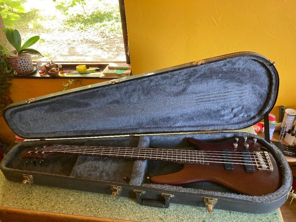 guitare basse electrique Ibanez sr505, Musique & Instruments, Instruments à corde | Guitares | Basses, Enlèvement, Comme neuf
