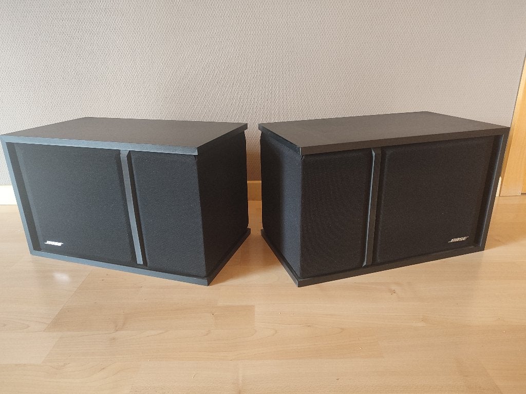 BOSE 301 série III, boîtiers de haut-parleurs, 60 à 120 watts, Comme neuf, Enlèvement, Bose