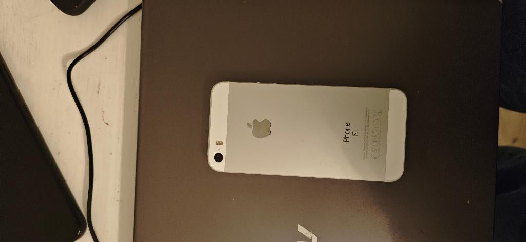 iPhone SE 2016, Télécoms, Téléphonie mobile | Apple iPhone, 80 %, Enlèvement ou Envoi, Utilisé, Sans abonnement