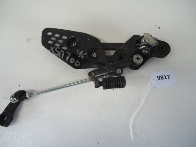 XSR700 2016 - 2017 Yamaha D1-24407